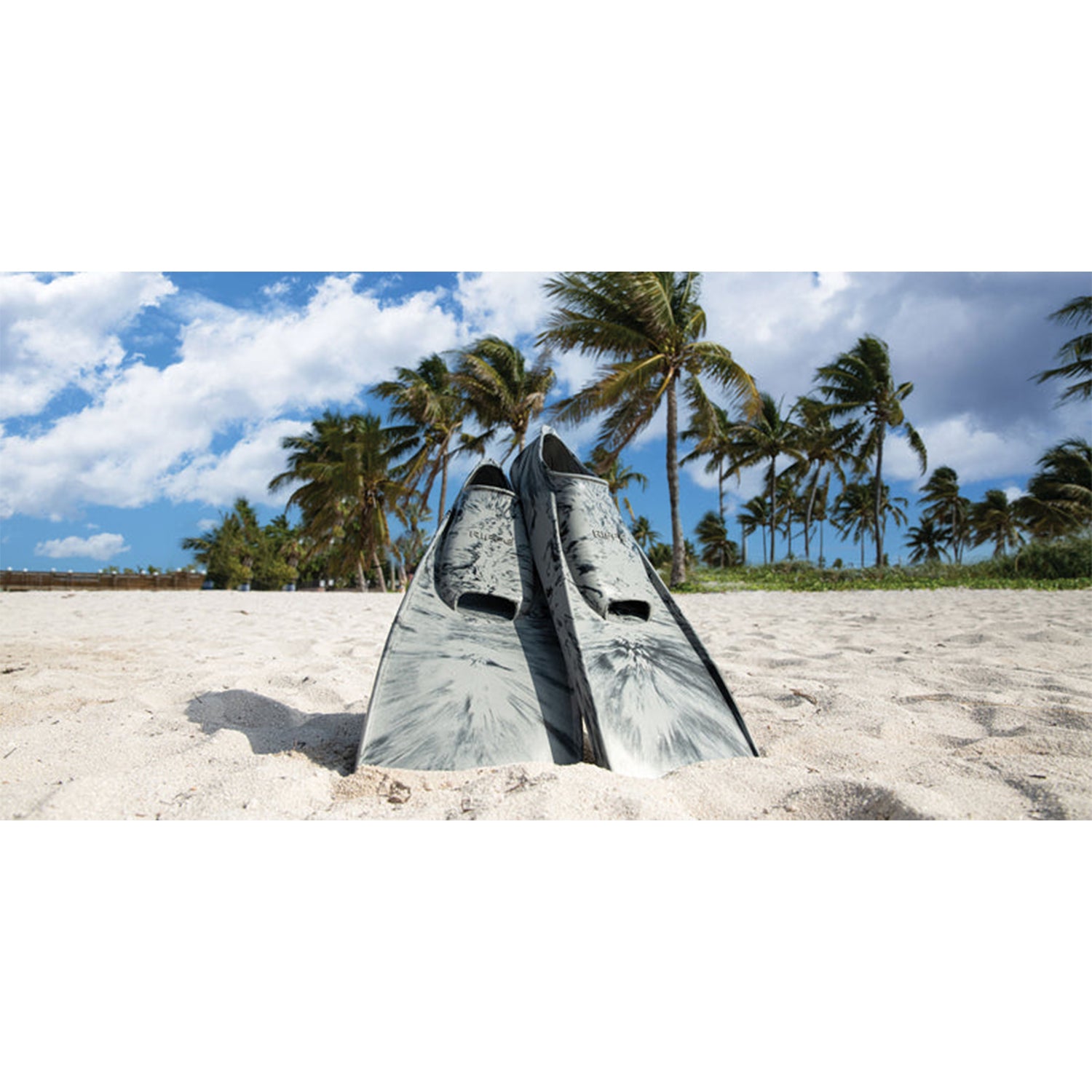 Aletas De Natación Riffe Kicks - Gris Tormenta / Remolino Negro