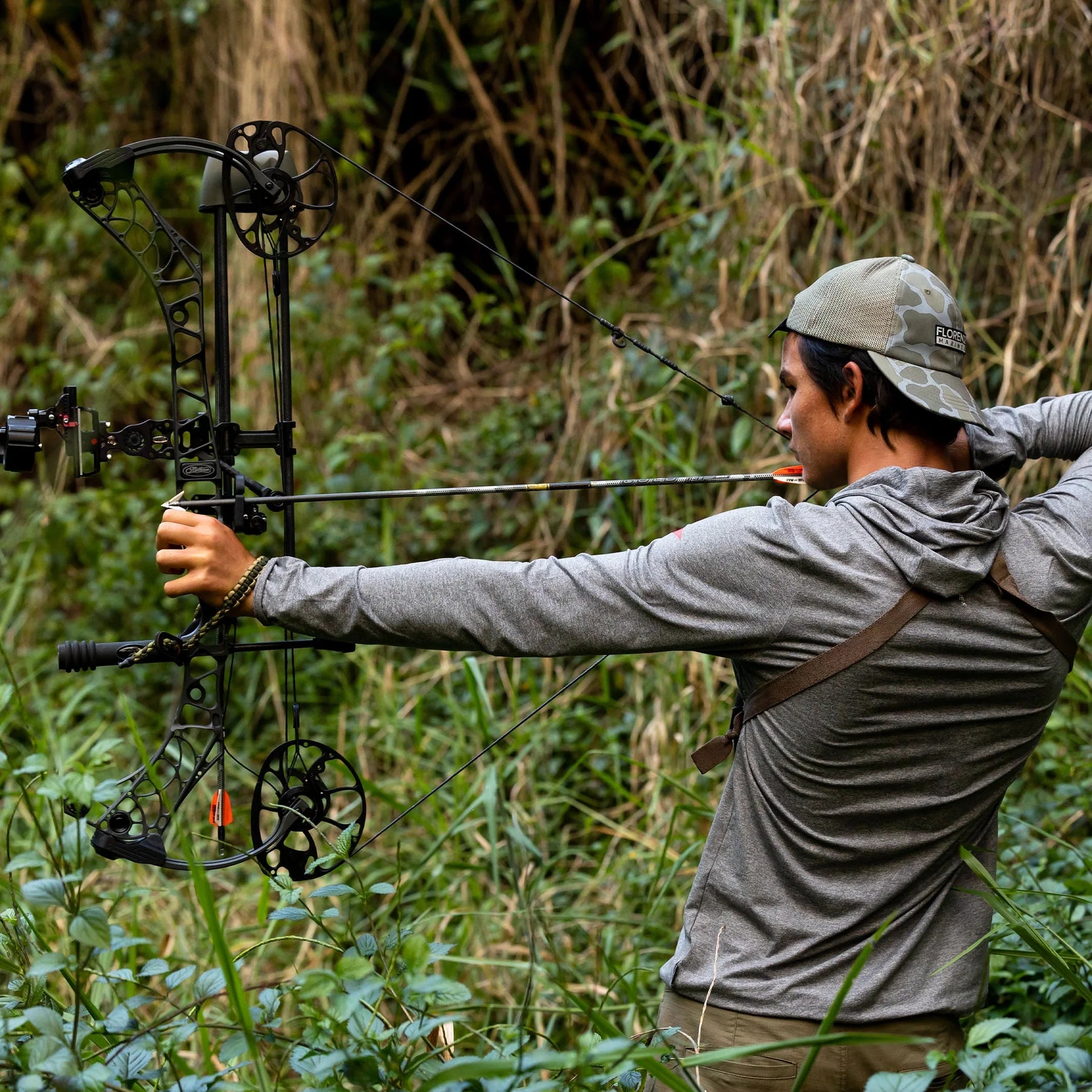 Hooded Shirt Adapt Long Sleeve UPF 50+