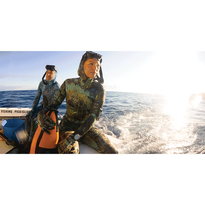 Guantes De Neopreno Negro Con Amara Riffe Camuflaje Digi-tek©