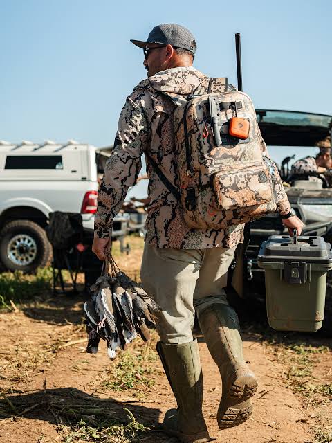 Hooded Shirt Field & Church LS