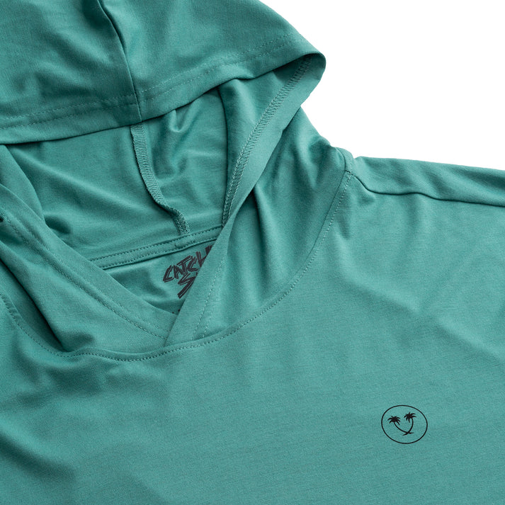 Playera Stealth Tech Manga Larga con Gorrito