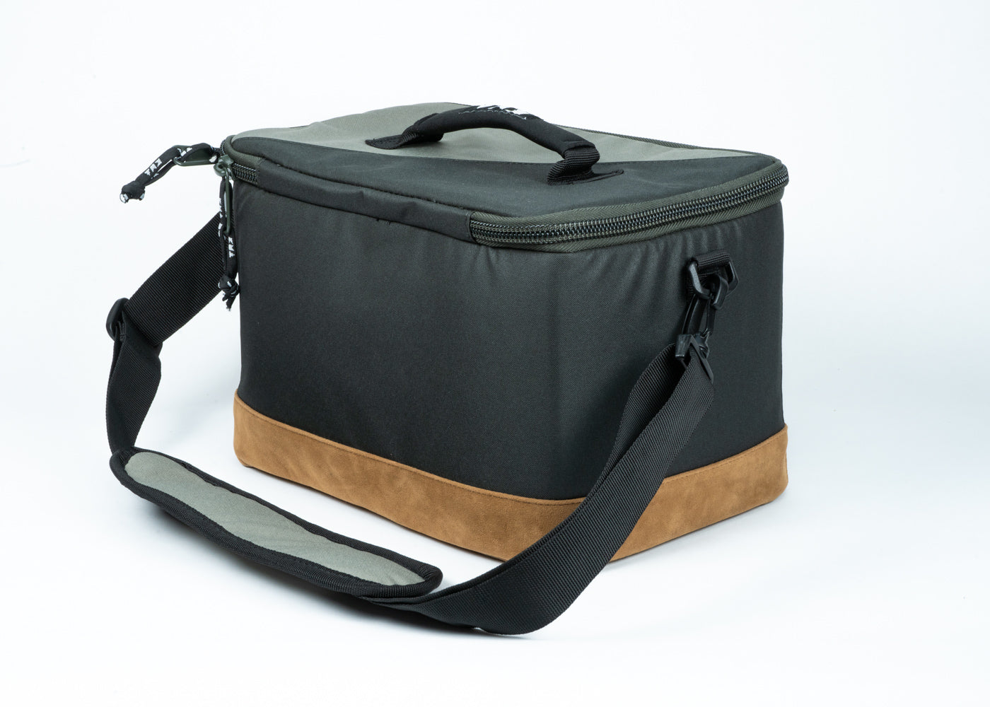 Hielera KMA Cooler ALU 12L Bottle Opener