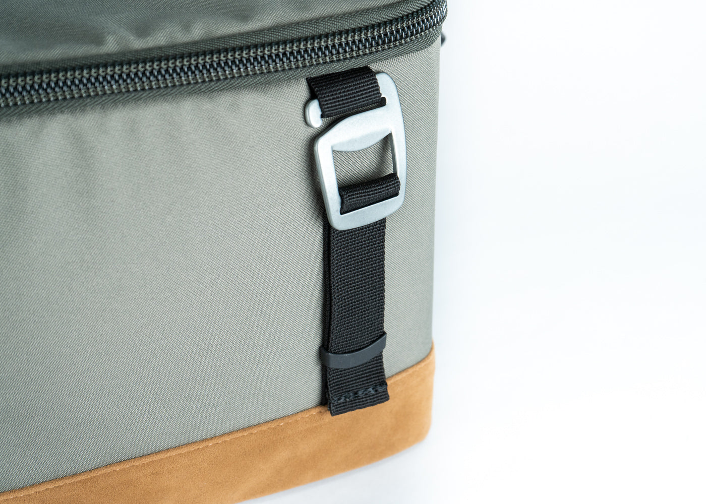 Hielera KMA Cooler ALU 12L Bottle Opener