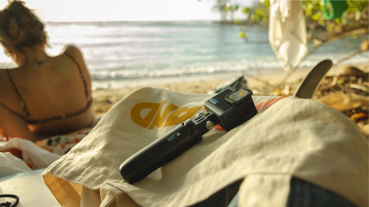 Accesorios GoPro: bastón Shorty, mini extensión y trípode de la marca GOPRO para cámaras de acción.